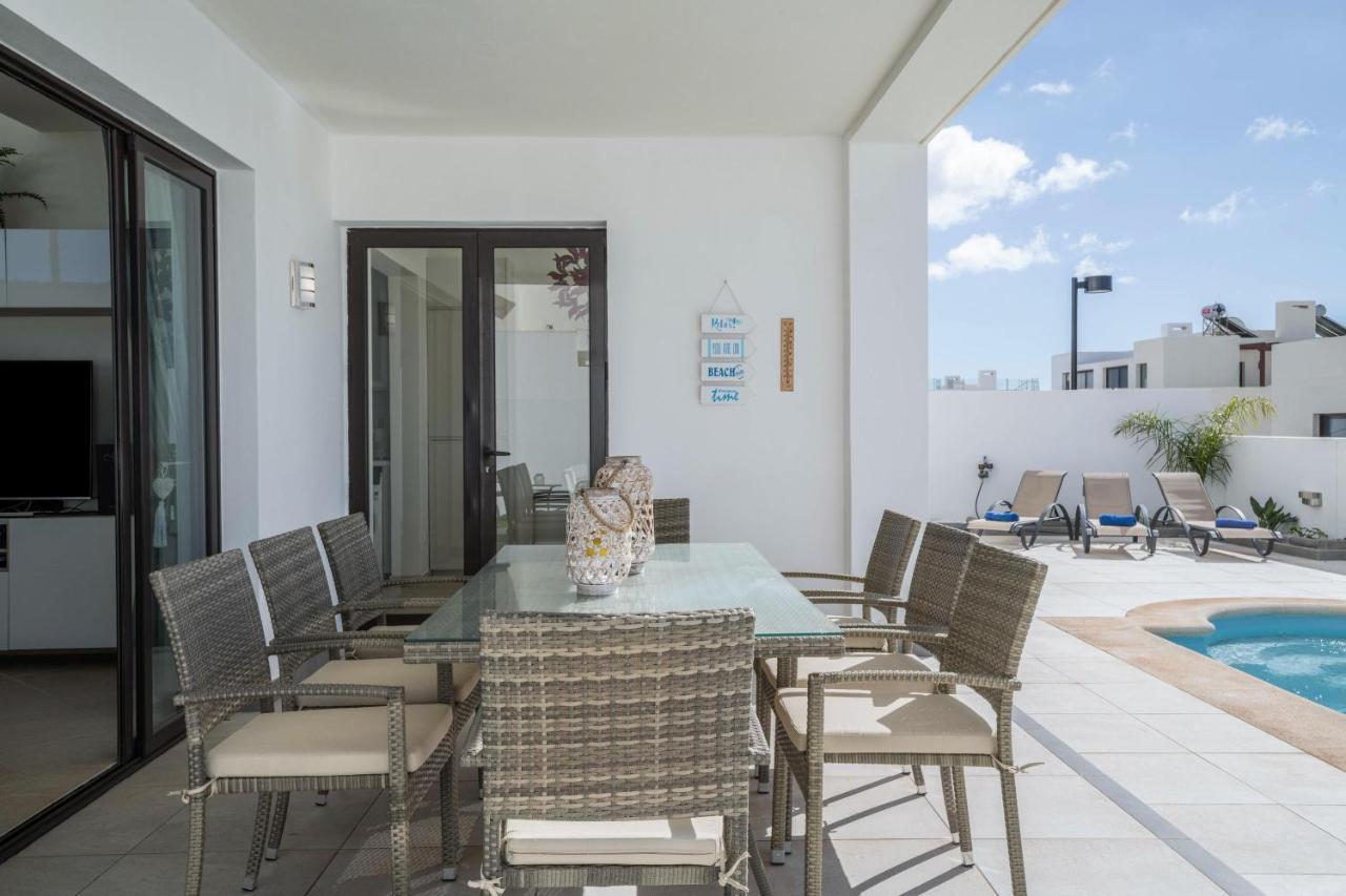 Casa Dubh Linn Playa Blanca  Buitenkant foto