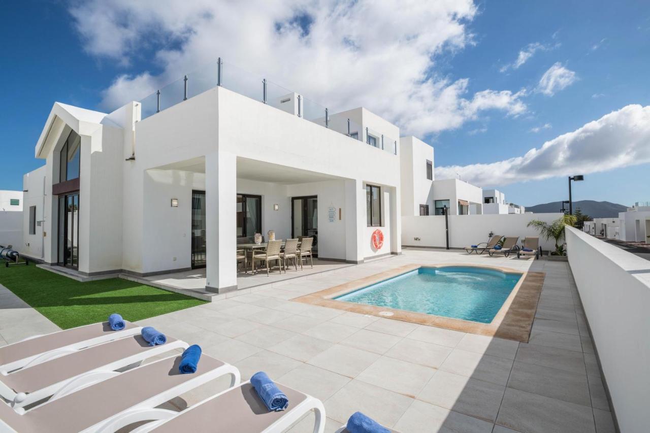 Casa Dubh Linn Playa Blanca  Buitenkant foto
