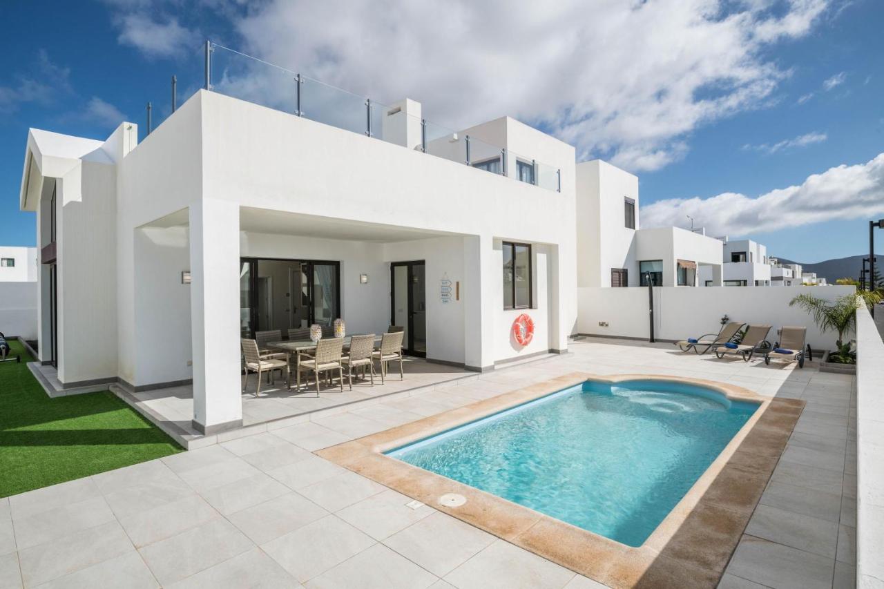 Casa Dubh Linn Playa Blanca  Buitenkant foto